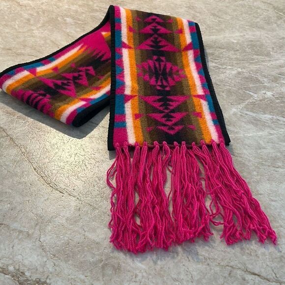 Southwest Pendleton/Like  Blanket Hot Pink Scarf - Picture 3 of 4
